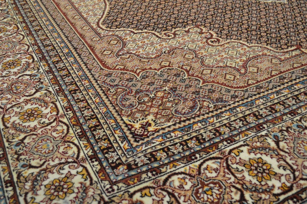 6' 8" x 9' 8" India Tabriz Rug image 2