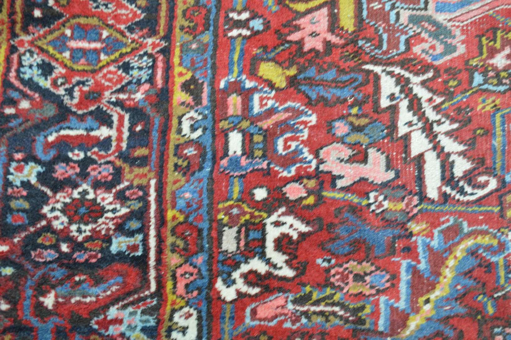 6' 7" x 9' 5" Persian Heriz Rug image 4
