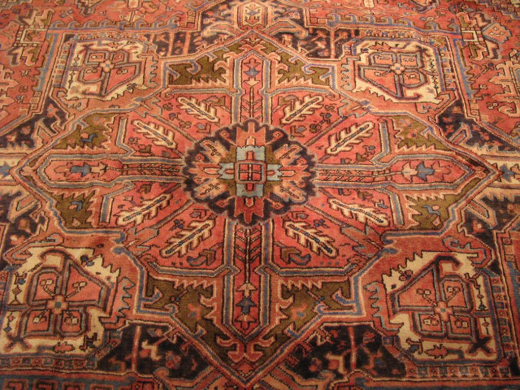 9' 1" x 11' 1" Persian Heriz Rug image 8