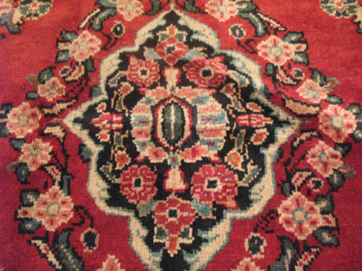 4' 4" x 6' 7" Vintage Sarouk Rug image 4