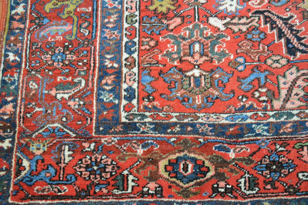 7' 8" x 10' 8" Persian Heriz Rug image 8