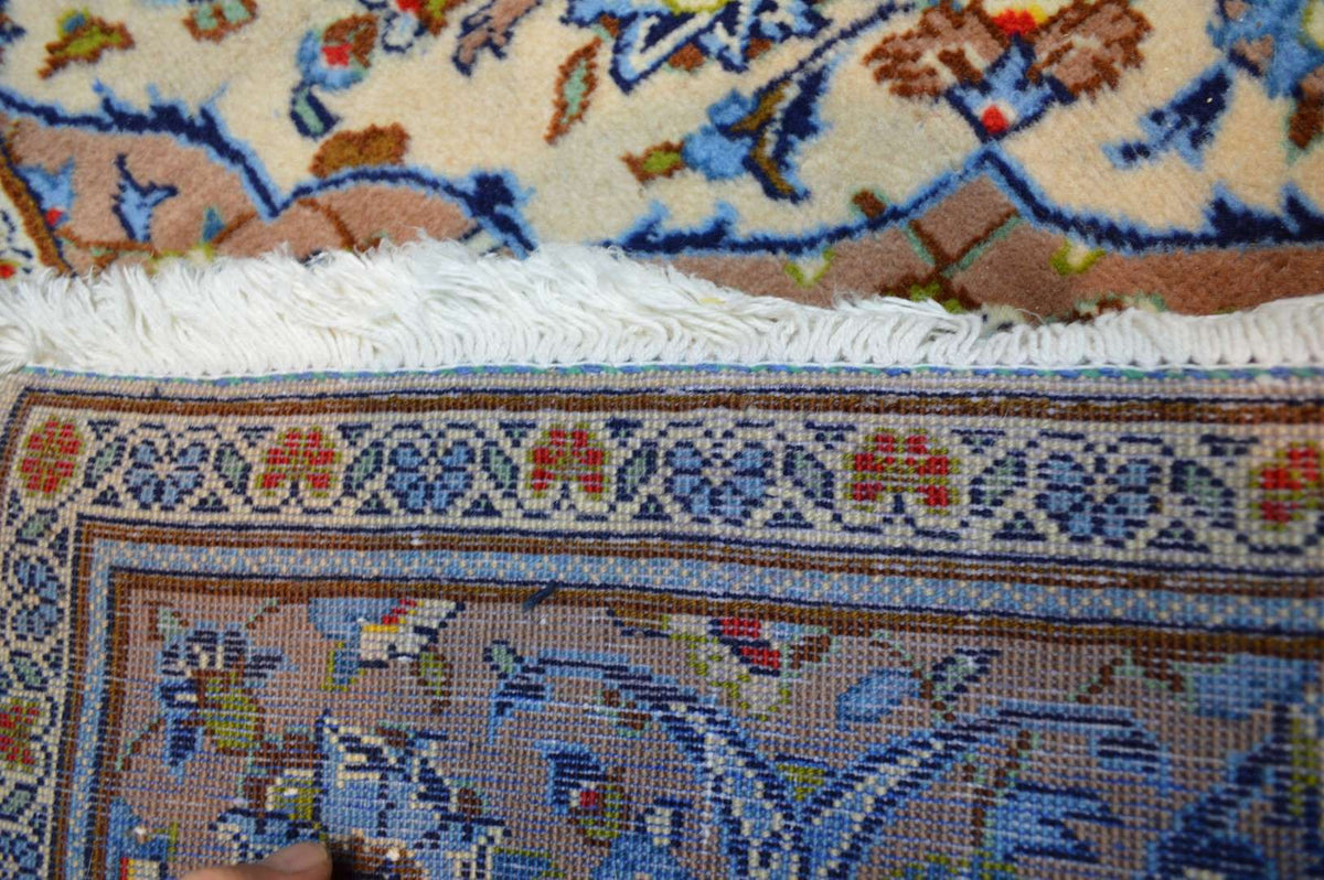 4' 8" x 8' 3" Persian Kashan Rug image 12