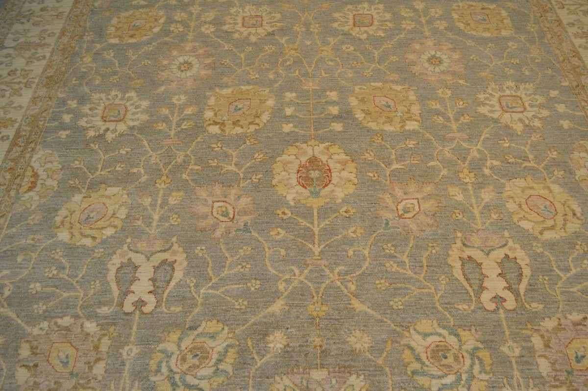 9' 1" x 12' 2" Pakistan Oushak Rug image 2