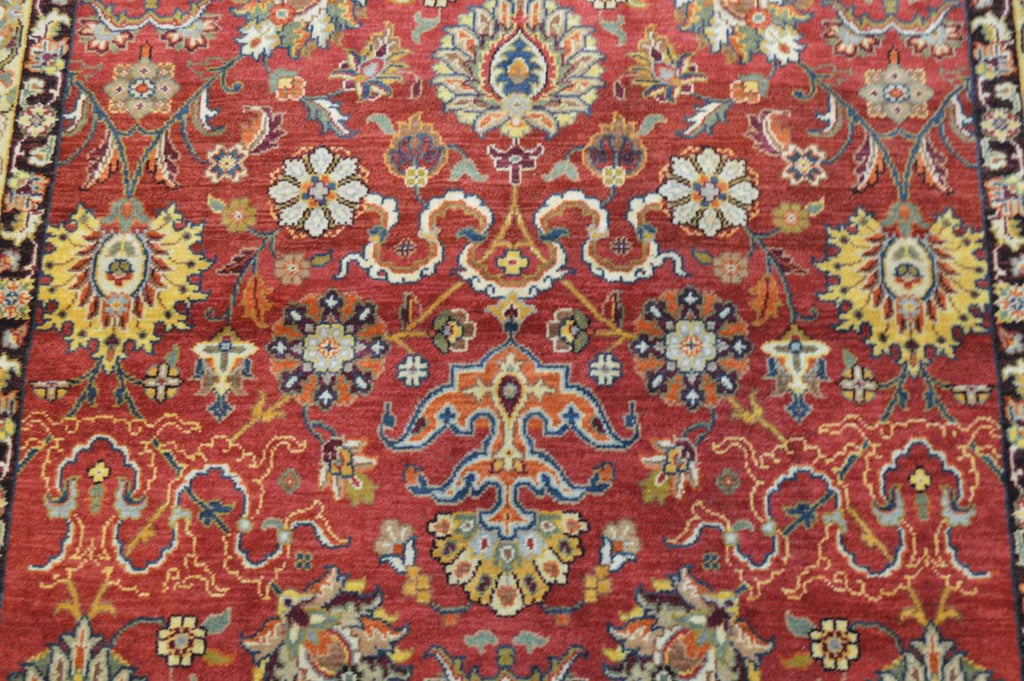 4' 1" x 6' 0" India Agra Rug image 4