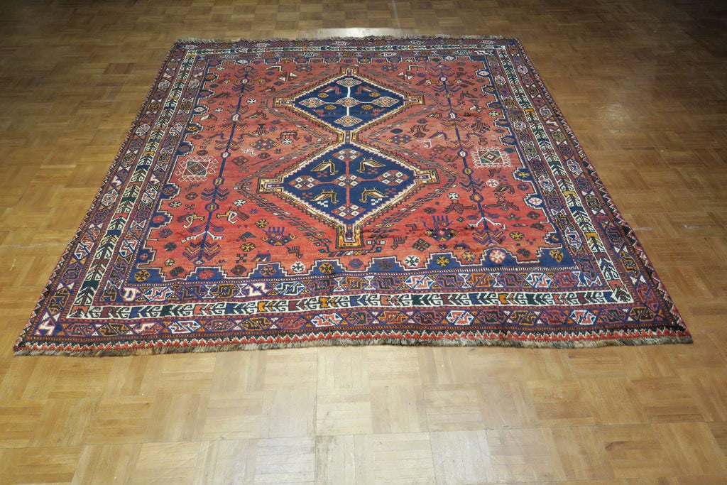 6' 9" x 7' 8" Persian Shiraz Rug image 5