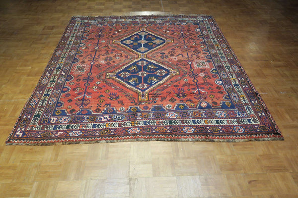 6' 9" x 7' 8" Persian Shiraz Rug image 5