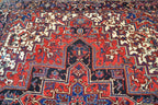 8' 6" x 10' 3" Persian Heriz Rug image 3