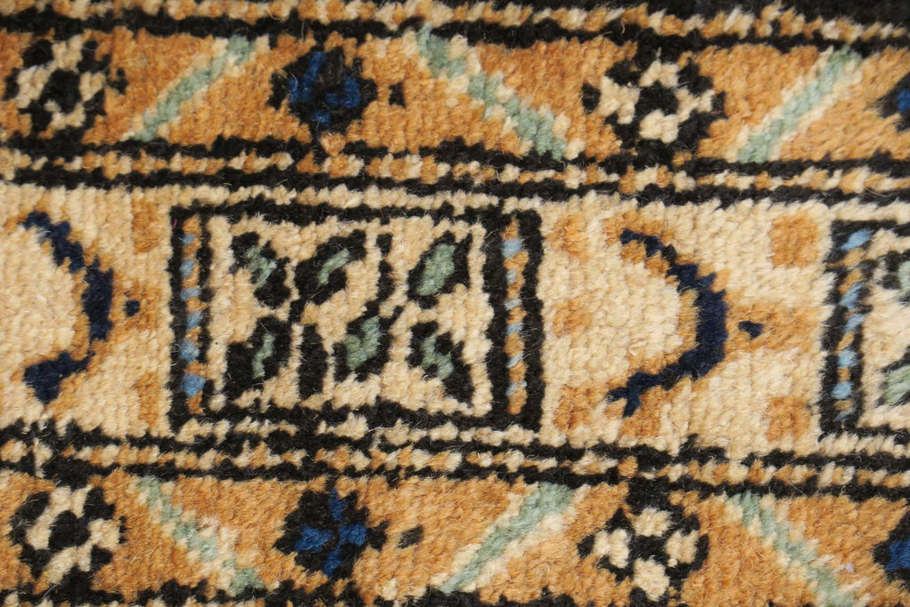 3' 6" x 5' 4" Vintage Ardabil Rug image 1