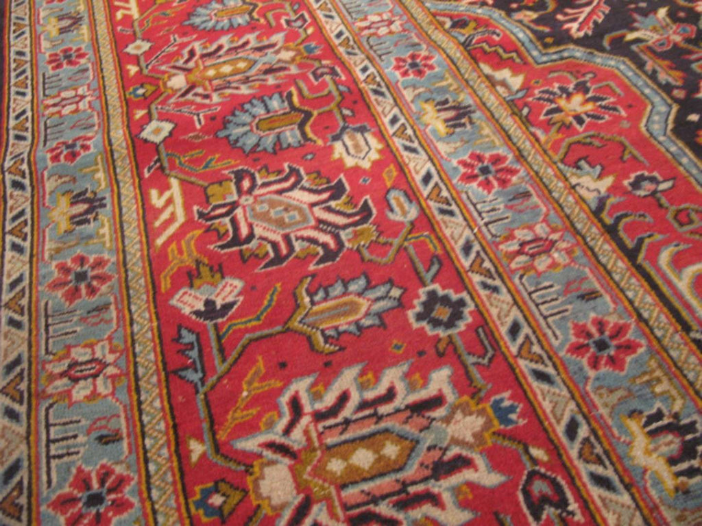 8' 1" x 11' 1" Persian Kashan Rug image 10