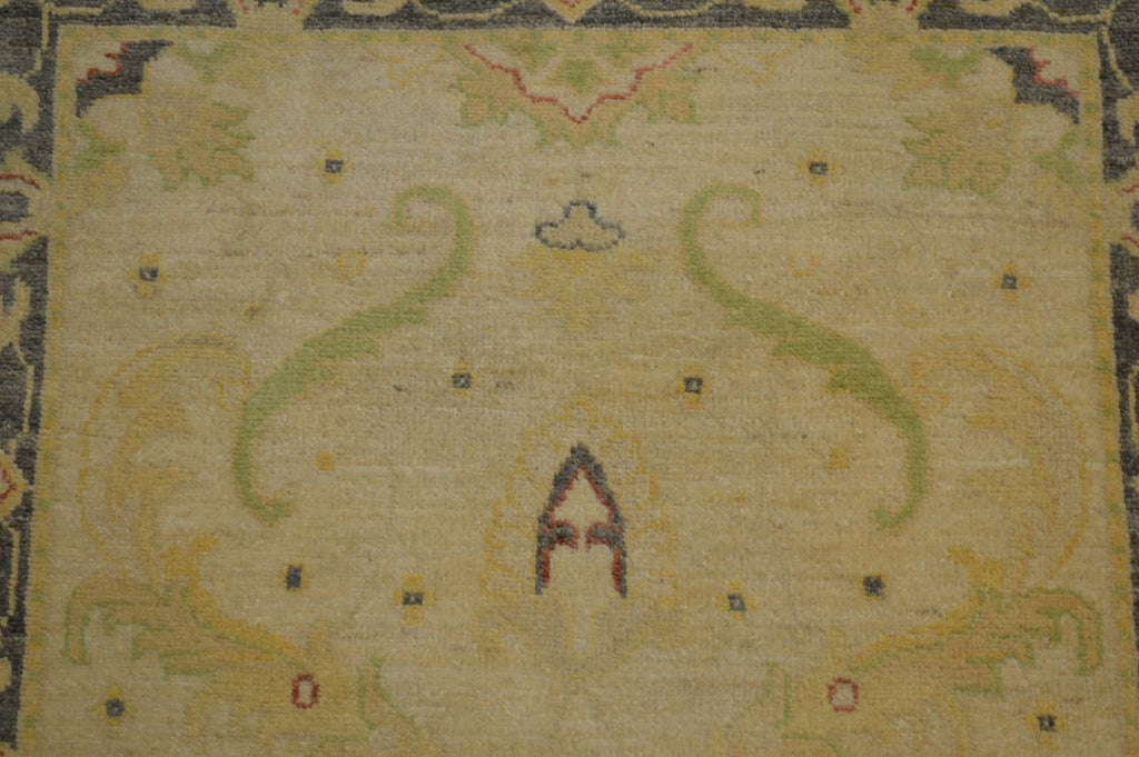 3' 0" x 4' 10" Pakistan Peshawar Rug image 5