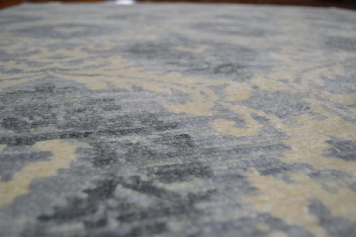 8' 0" x 10' 0" Tibetan Transitional Rug image 3