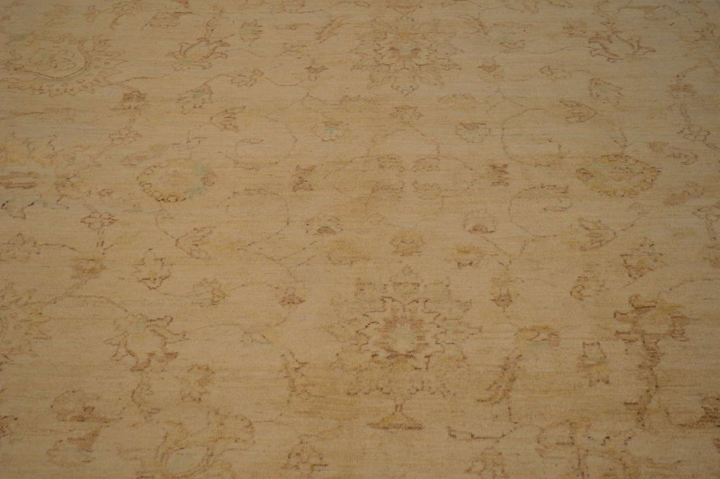 8' 9" x 11' 5" Pakistan Peshawar Rug image 7