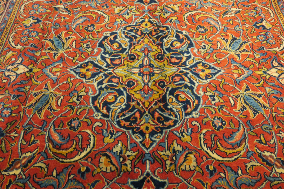 6' 3" x 10' 1" Persian Sarouk Rug image 2