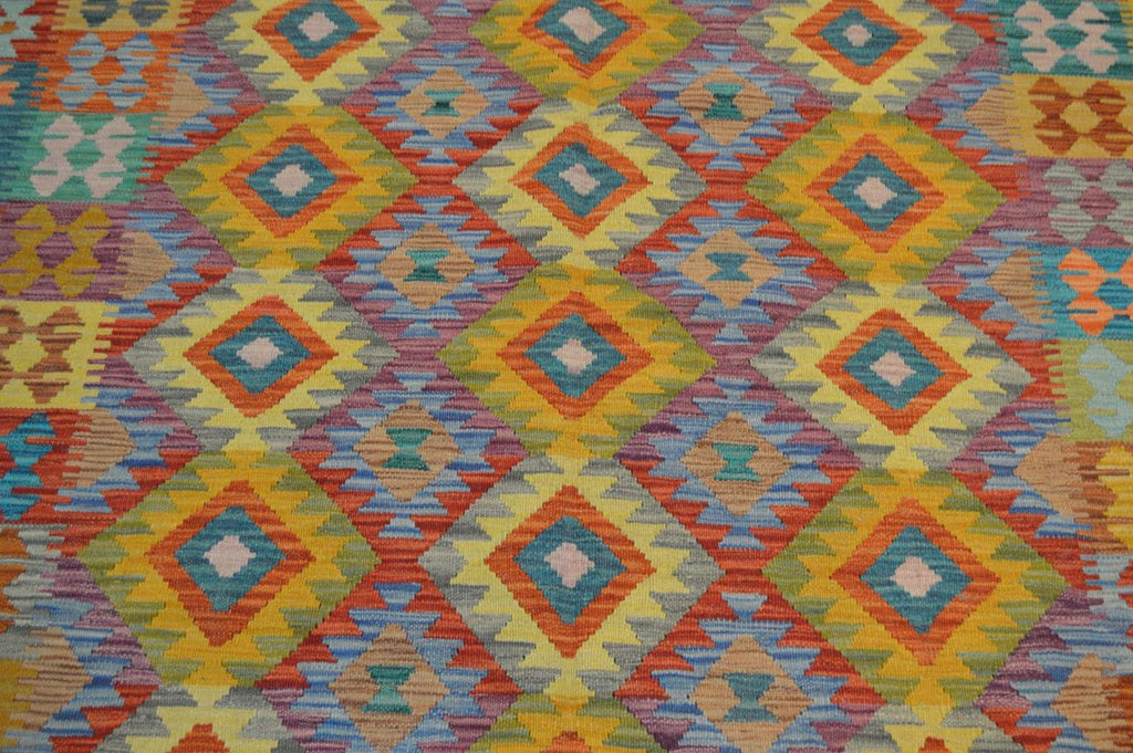 5' 7" x 8' 1" India Kilim Rug image 9