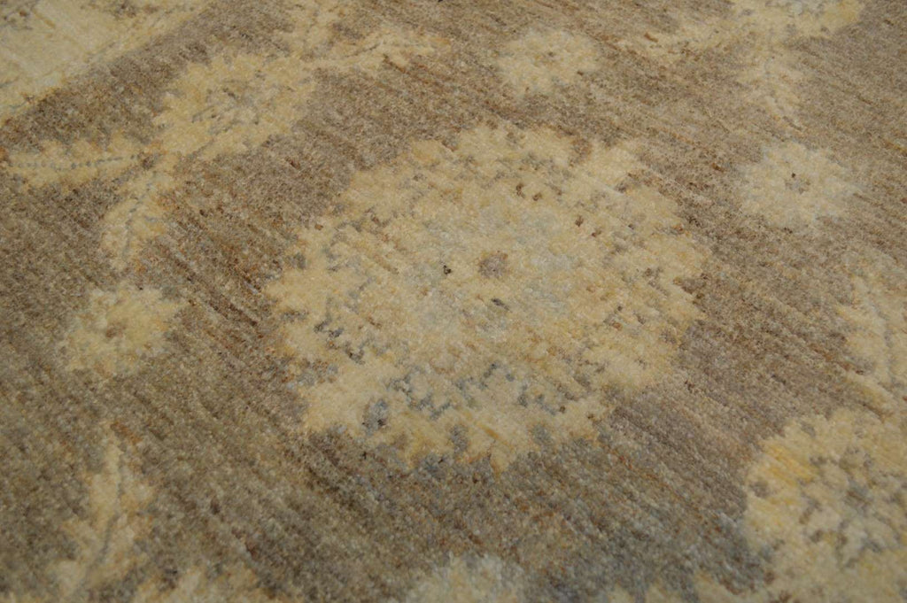 3' 0" x 5' 0" Pakistan Peshawar Rug image 4