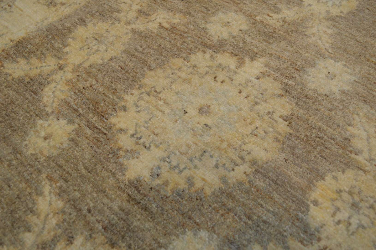 3' 0" x 5' 0" Pakistan Peshawar Rug image 4