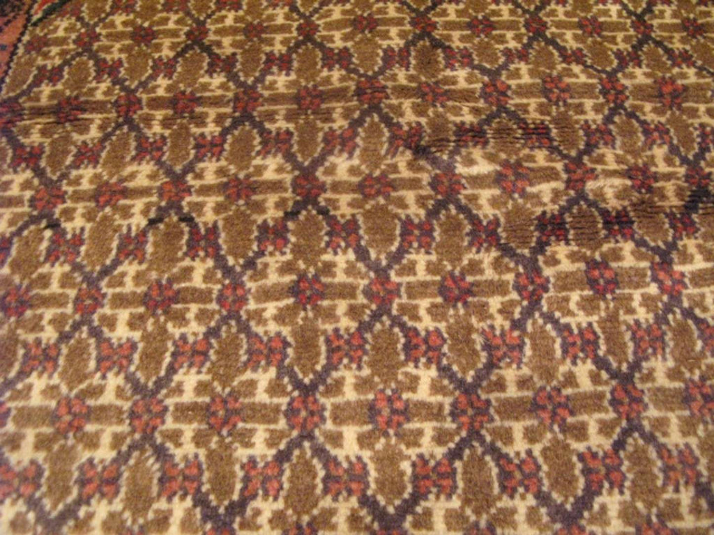 5' 4" x 10' 4" Persian Koliai Rug image 2