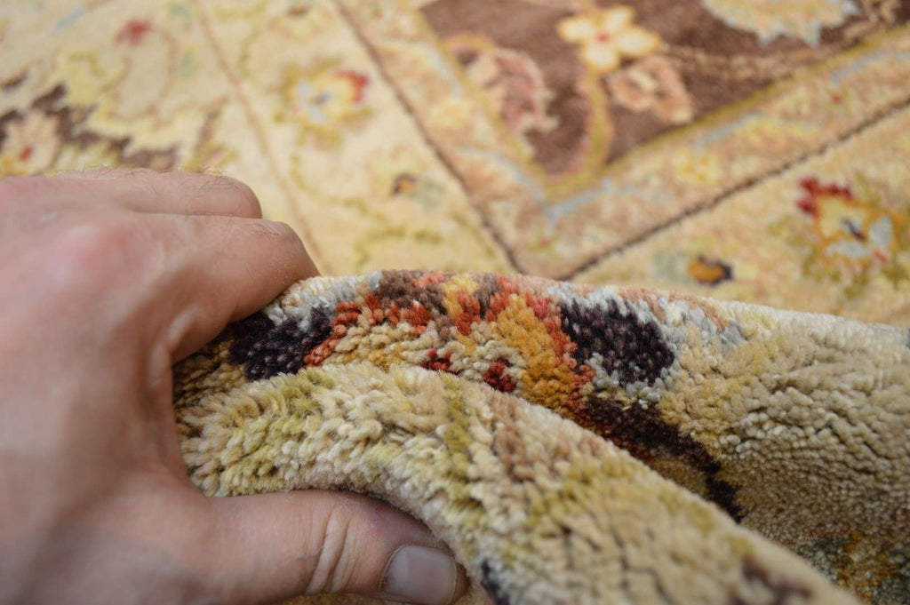 8' 1" x 10' 0" India Sultanabad Rug image 11