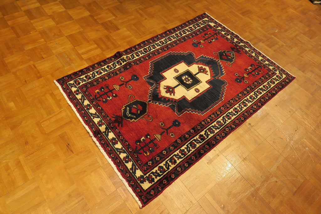 3' 3" x 4' 10" Persian Hamadan Rug image 1