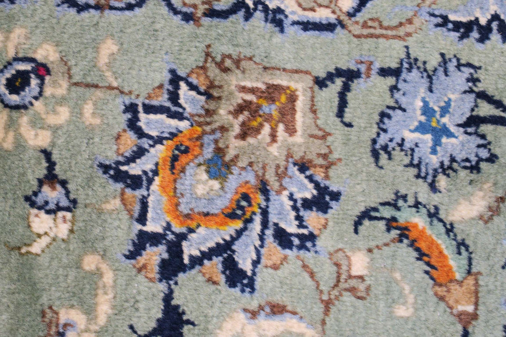 9' 7" x 13' 1" Persian Kashan Rug image 10