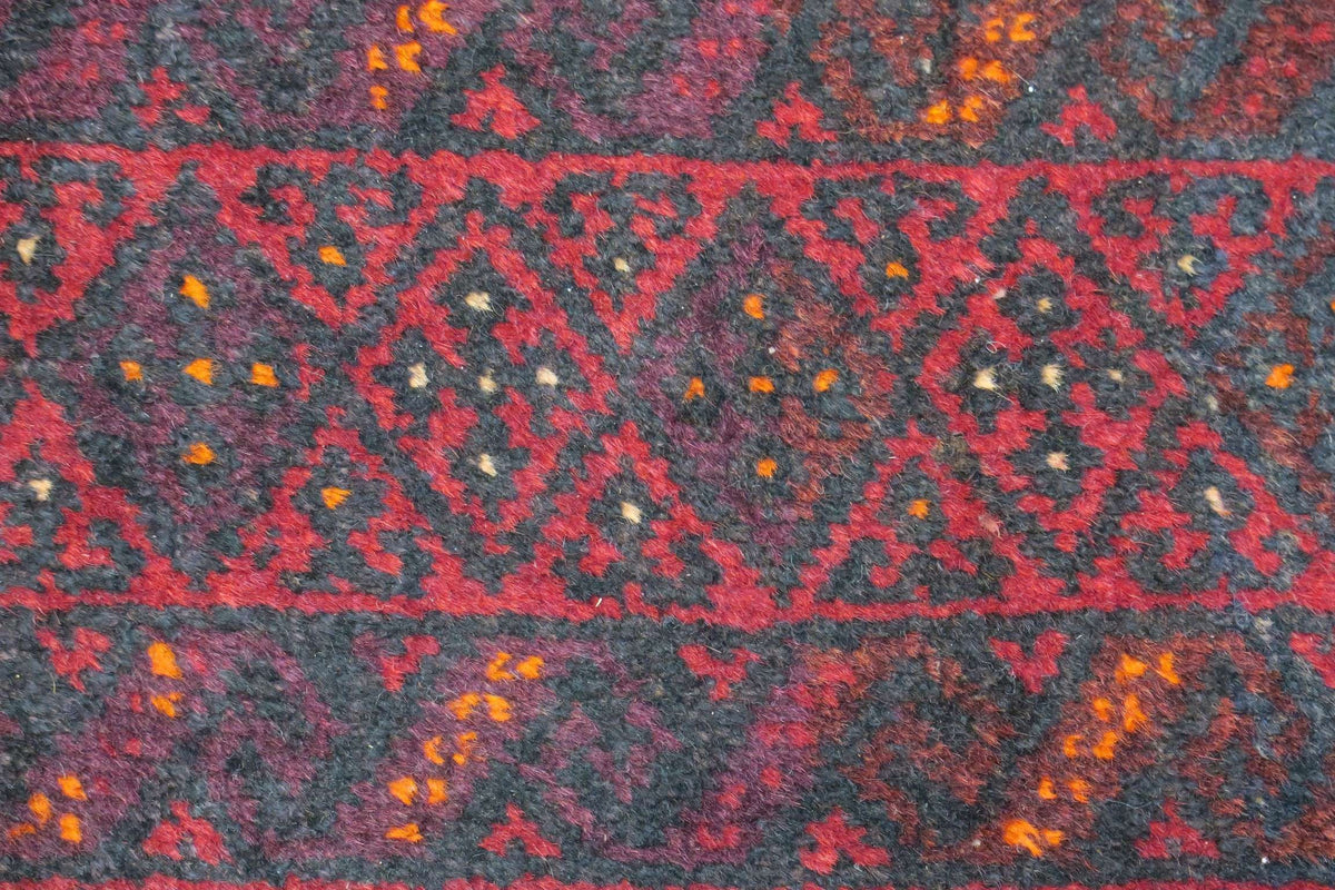 3' 5" x 7' 4" Persian Baluch Rug image 8