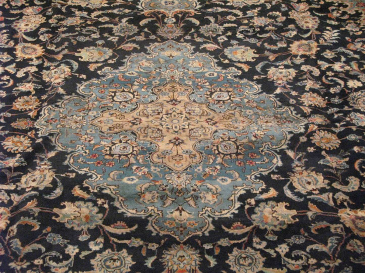 9' 8" x 12' 0" Persian Kashmar Rug image 6