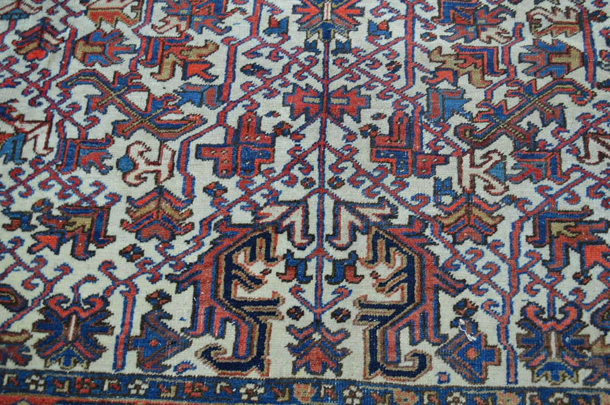 8' 3" x 11' 7" Persian Heriz Rug image 5