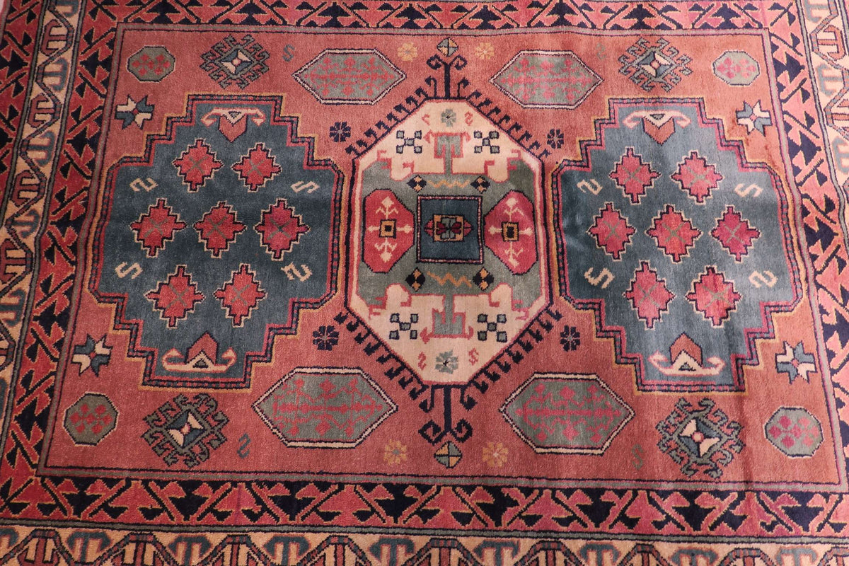 4' 1" x 5' 4" Persian Ardabil Rug