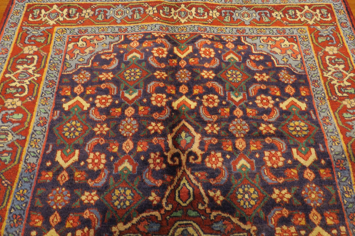 3' 1" x 4' 9" Persian Zanjan Rug