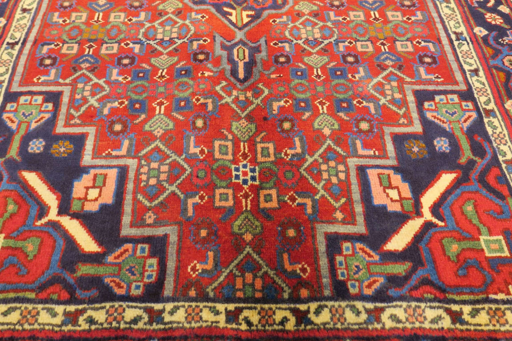 3' 1" x 4' 9" Persian Najafabad Rug