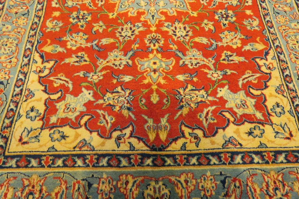 3' 1" x 4' 9" Persian Najafabad Rug