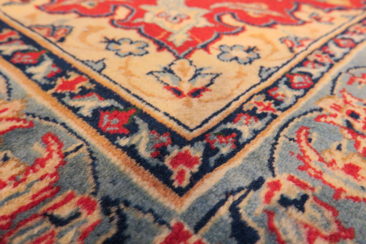 3' 1" x 4' 9" Persian Najafabad Rug