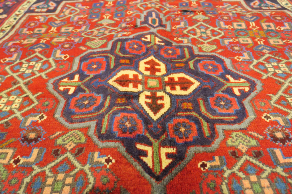 3' 4" x 5' 2" Persian Zanjan Rug