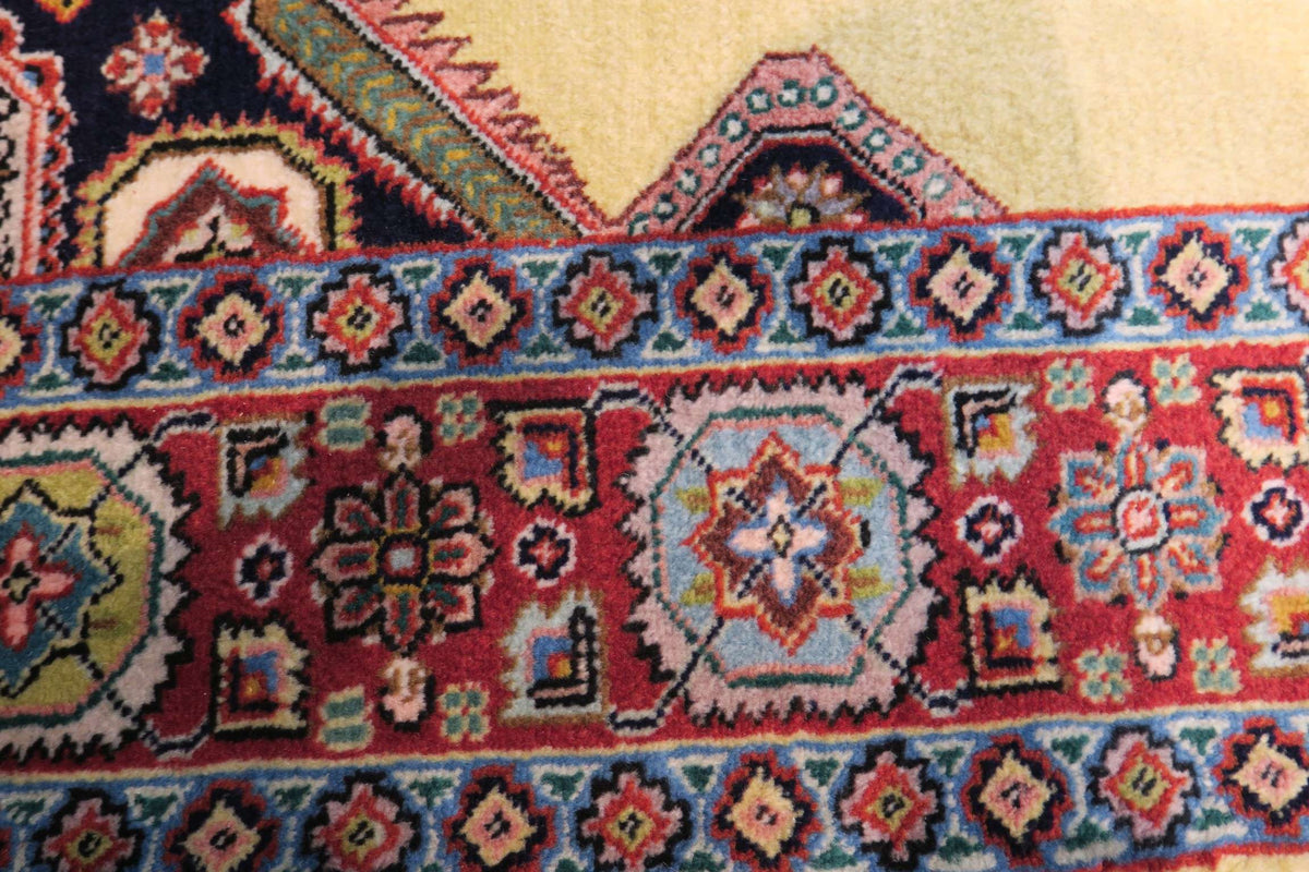 3' 2" x 4' 6" Persian Tabriz Rug