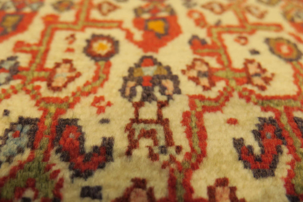 3' 4" x 5' 1" Persian Jozan Rug