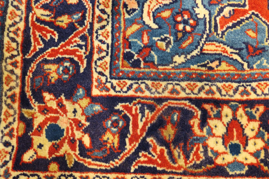 3' 4" x 5' 1" Persian Sarouk Rug