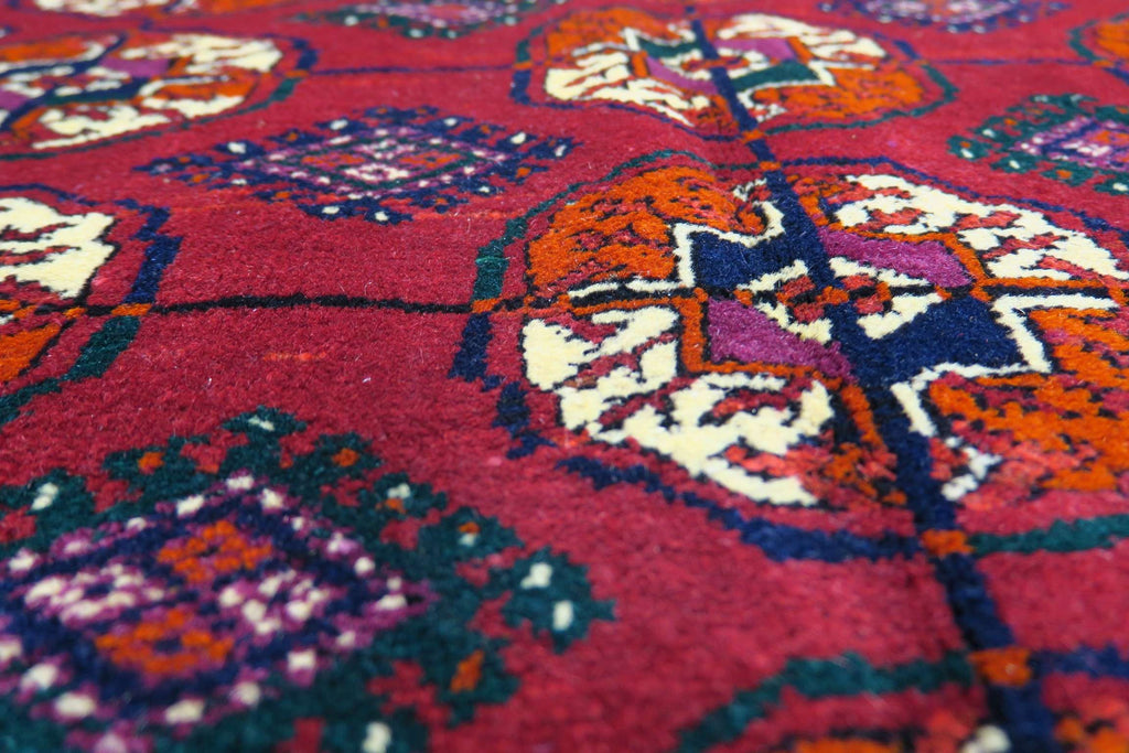 4' 9" x 3' 5" Persian Turkeman Rug
