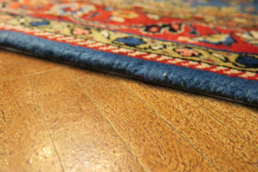 3' 3" x 5' 2" Persian Sarouk Rug
