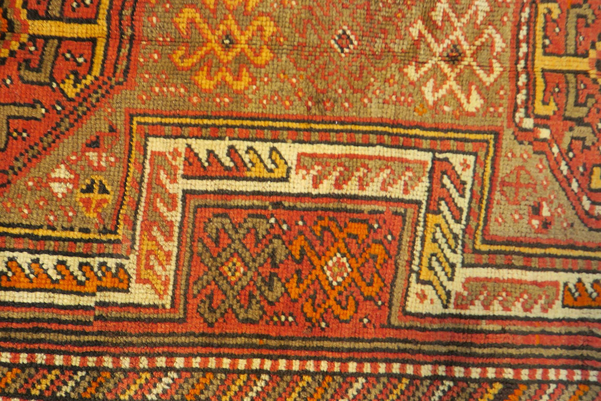 3' 6" x 11' 2" Persian Shiraz Runner