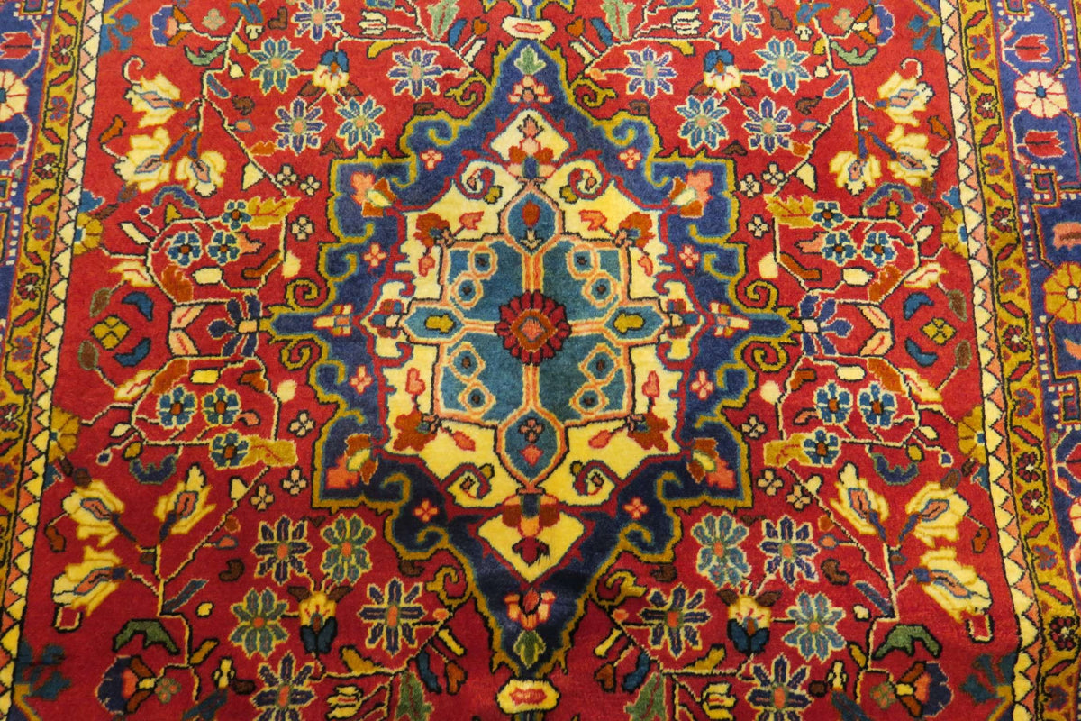 3' 6" x 5' 4" Persian Jozan Rug