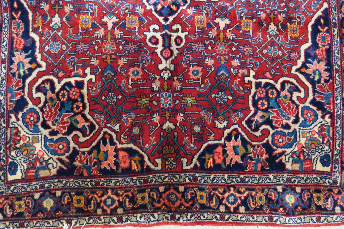 3' 5" x 5' 3" Persian Zanjan Rug