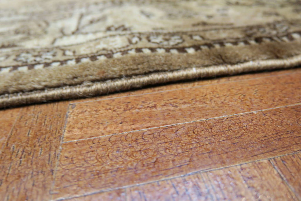 3' 5" x 5' 4" Persian Qoumsheh Rug