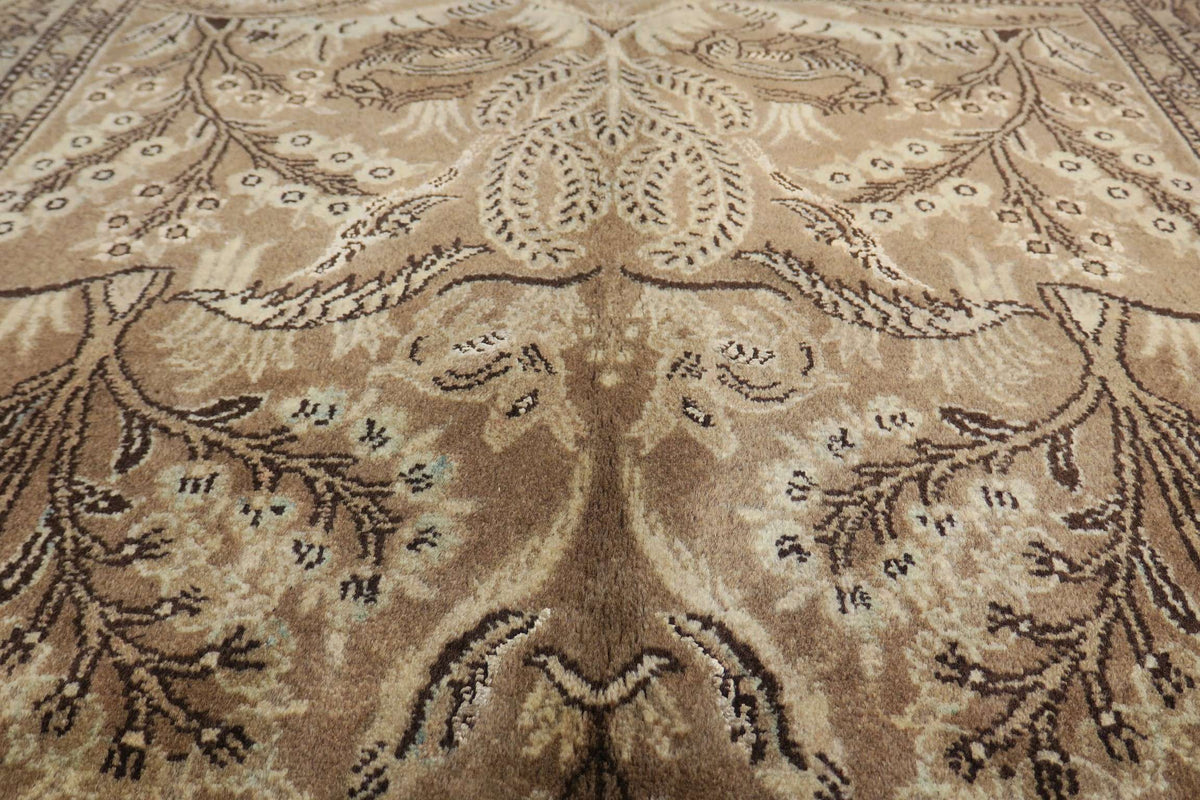 3' 5" x 5' 4" Persian Qoumsheh Rug