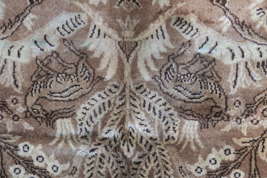 3' 5" x 5' 4" Persian Qoumsheh Rug