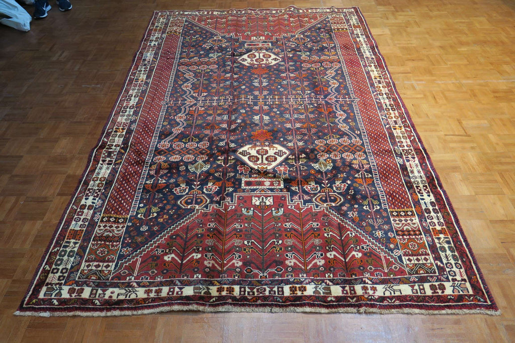 6' 4" x 9' 3" Persian Shiraz Rug
