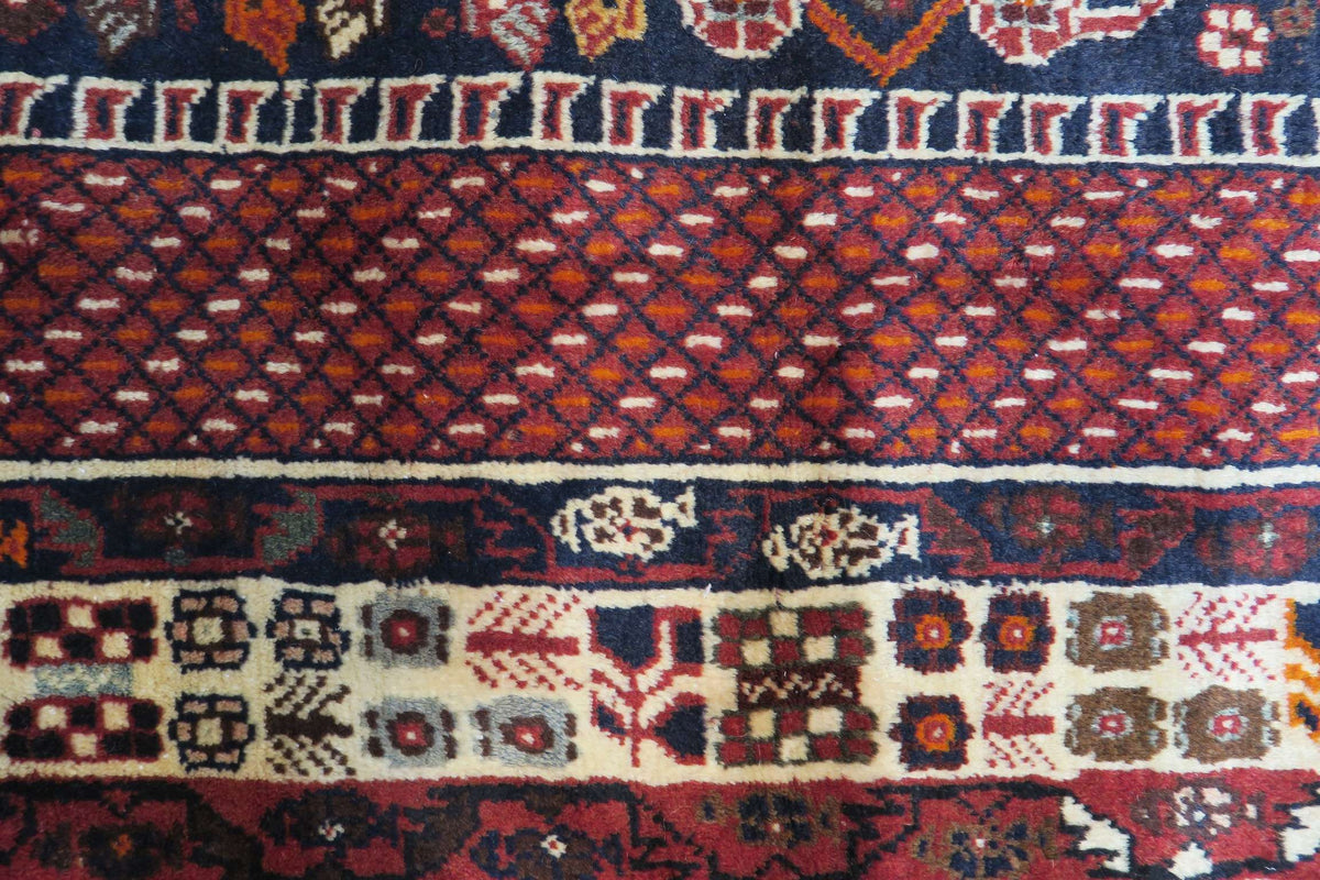 6' 4" x 9' 3" Persian Shiraz Rug