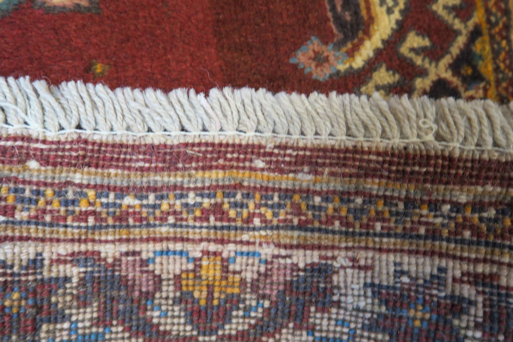 3' 4" x 4' 10" Persian Shiraz Rug