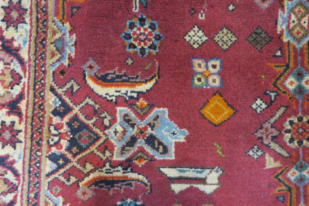 3' 4" x 4' 10" Persian Shiraz Rug