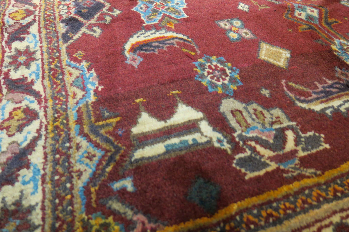 3' 4" x 4' 10" Persian Shiraz Rug