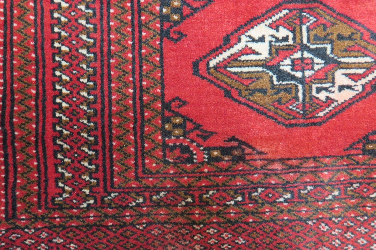 3' 2" x 4' 8" Persian Turkeman Rug